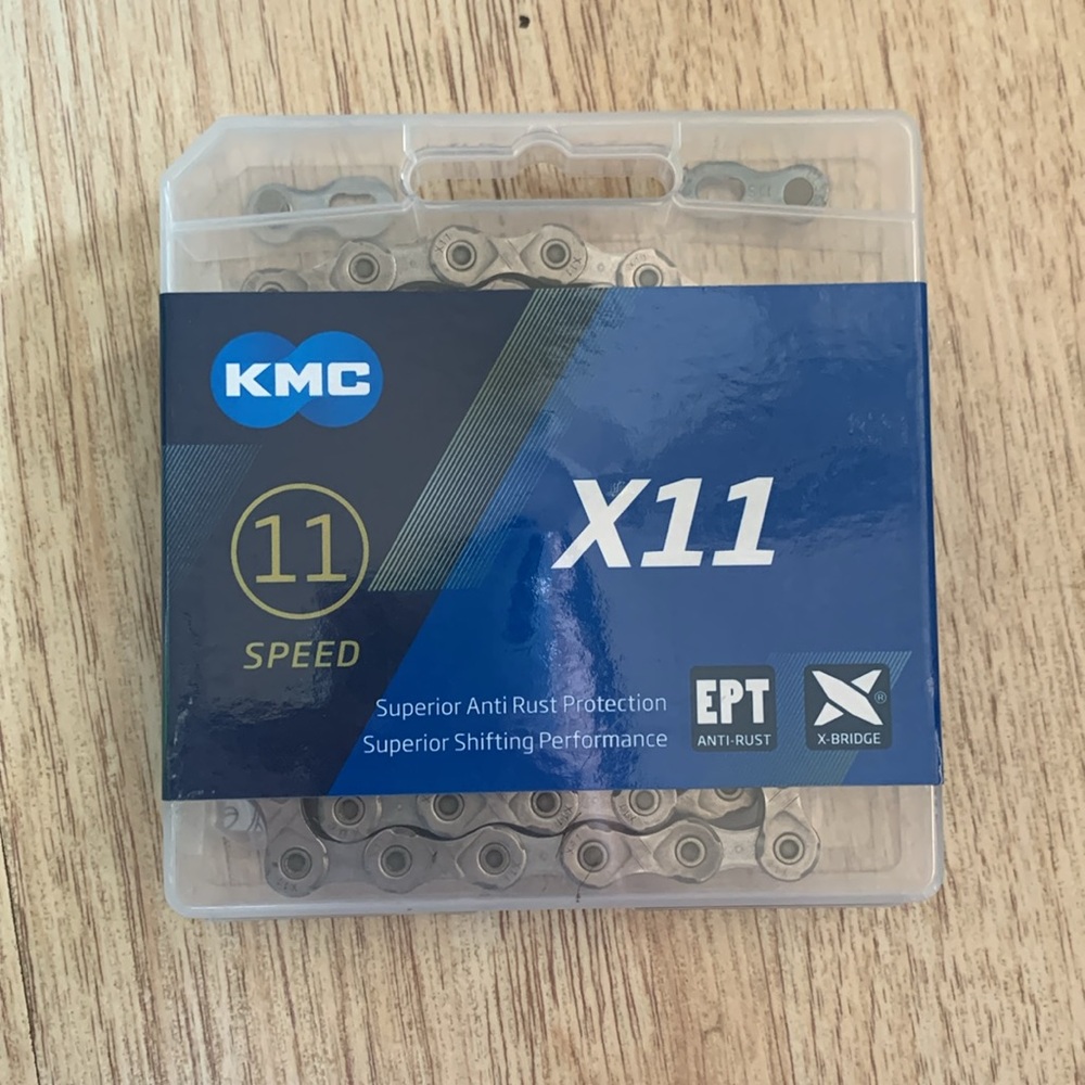 KMC X11 EPT Chain - 11-Speed, 118 Links